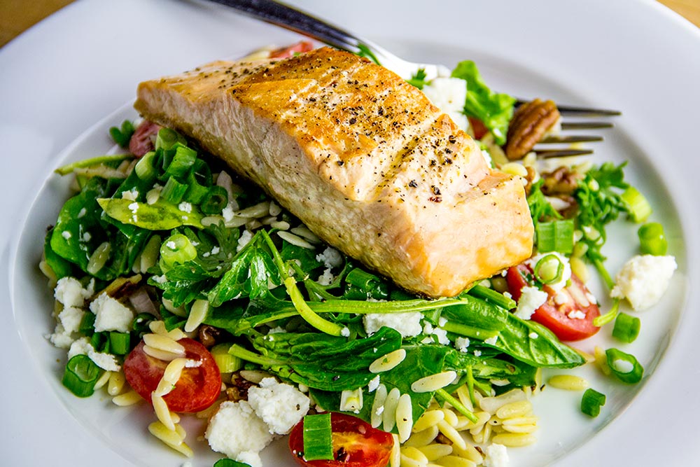 Salmon with Orzo, Baby Spinach & Vinaigrette Recipe 