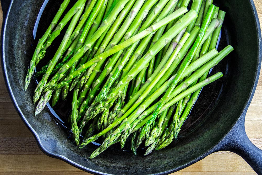 Fresh Asparagus in Cast Iron Skillet