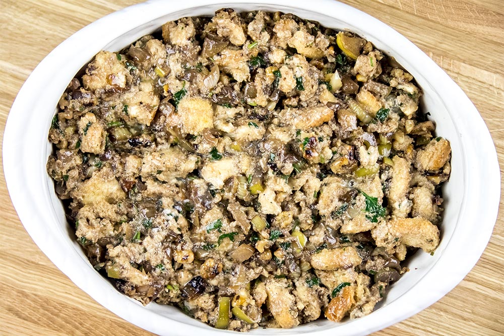 Uncooked Bread Stuffing