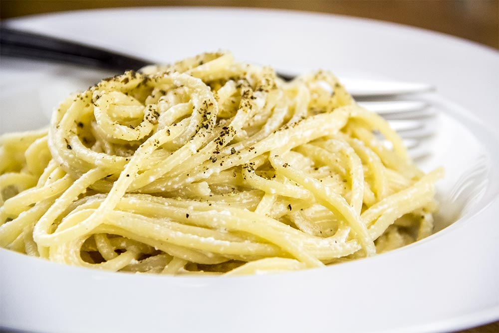 Spaghetti With Lemon, Black Pepper & Ricotta Recipe