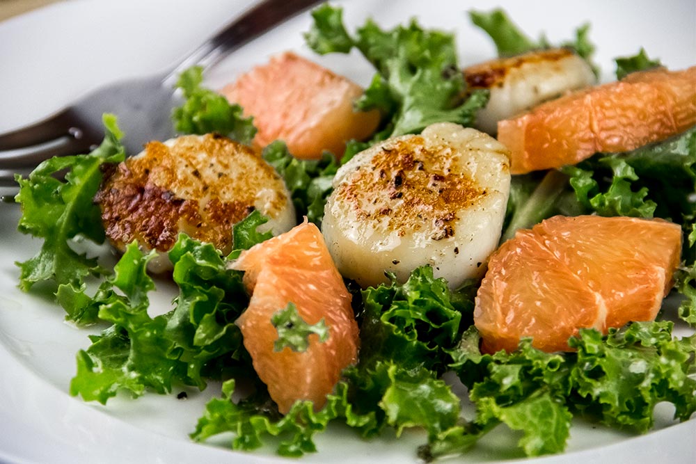 Pan-Seared Scallops with Pink Grapefruit & Chicory Salad Recipe
