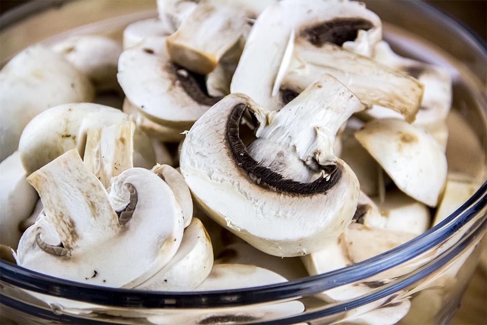 Sliced White Button Mushrooms