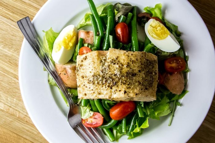 Oven Roasted Salmon With Green Beans, Tomatoes & Basil Recipe