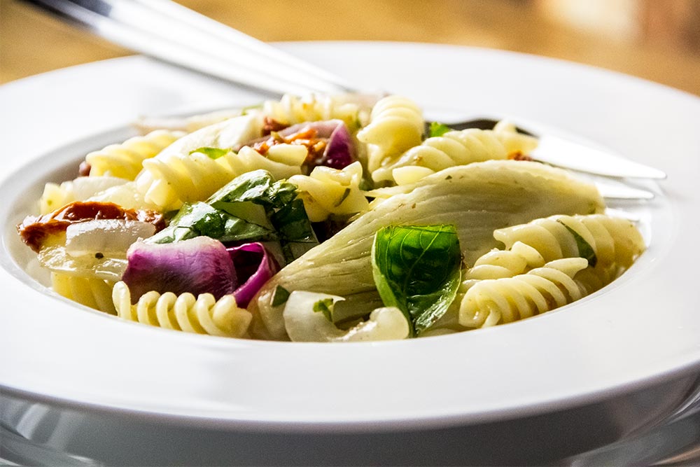 Rotini Pasta Salad with Fennel, Red Onions & Sun Dried Tomatoes Recipe