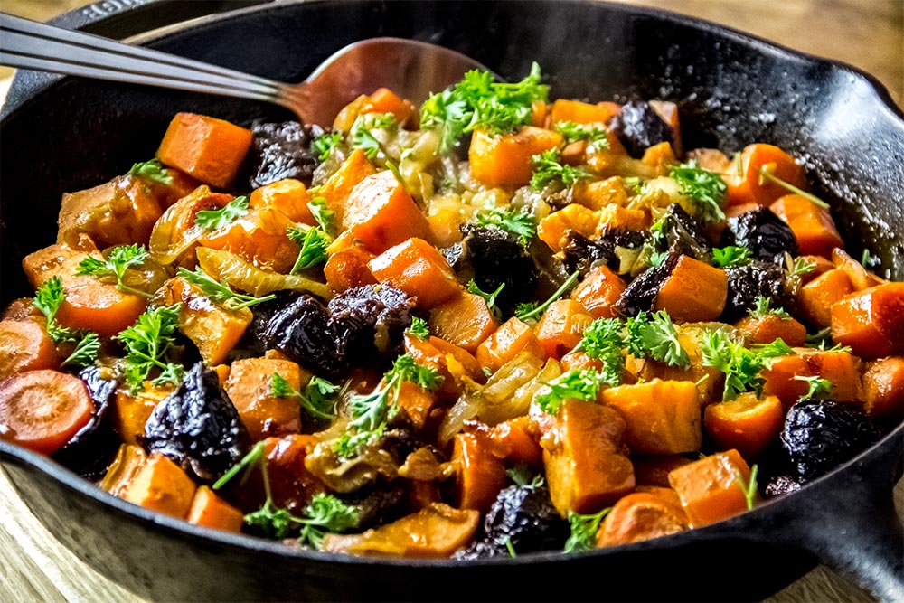 Sweet Tsimmes Recipe with Carrots, Sweet Potato & Caramelized Onion
