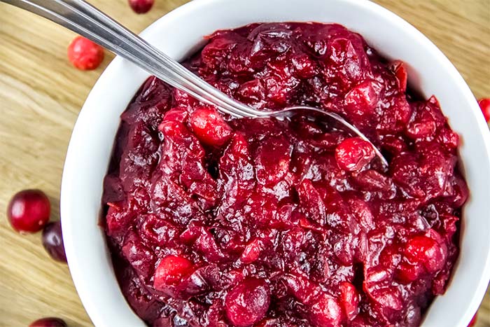 The Perfect Thanksgiving Maple & Honey Cranberry Sauce Recipe