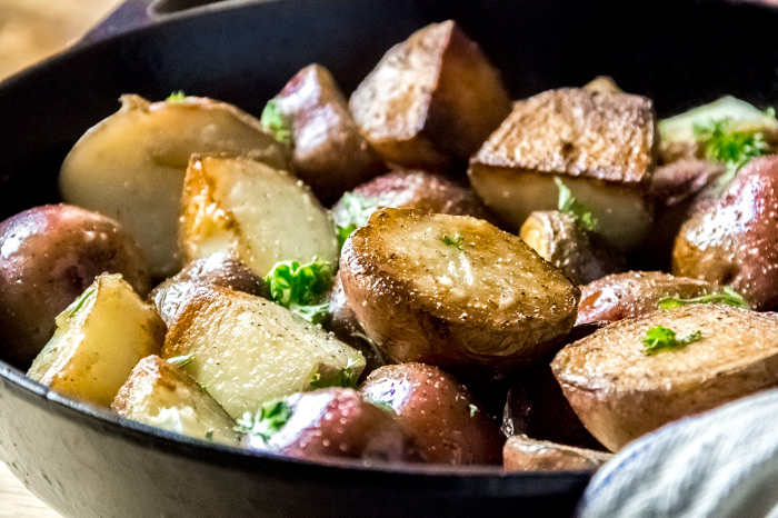 Classic Skillet Roasted Red Potatoes Recipe