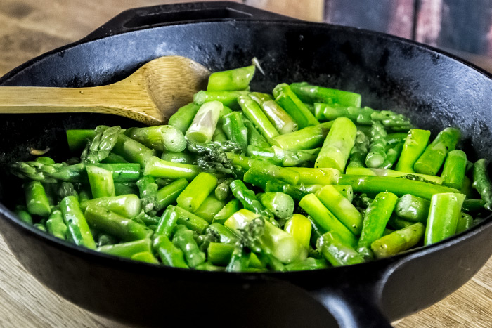 Cooked Asparagus in Cast Iron Skillet