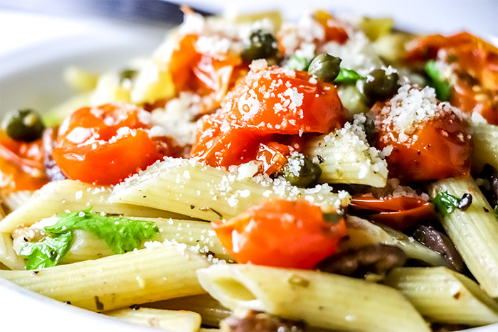 Penne Pasta with Roasted Cheery Tomatoes & Capers Recipe