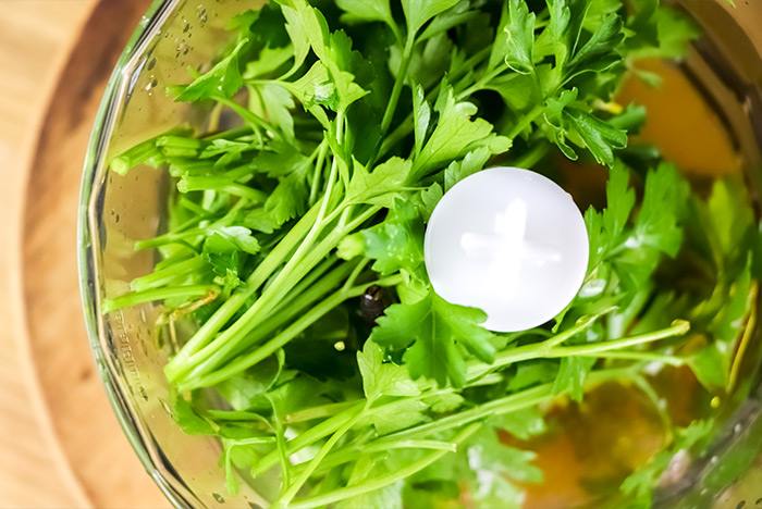 Cilantro Leaves For Dressing